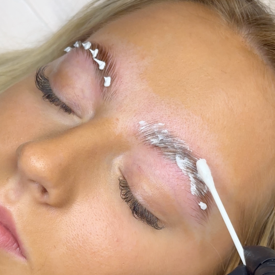 Master Brow Course: Brow Lamination, Waxing & Hybrid Dye + Social Media Course